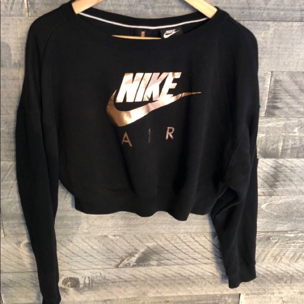 black nike sweater